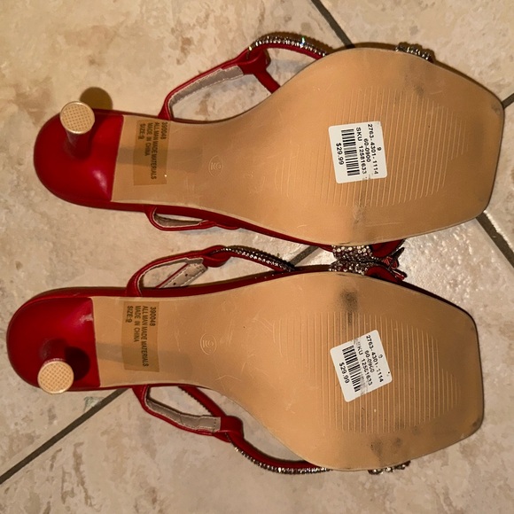 Pink Women's Heels - Picture 4 of 4